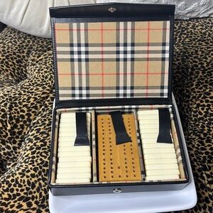 ⭐️🎉🪩 HOST PICK ⭐️🎉BURBERRY GOLF DOMINOES & CRIBBAGE SET